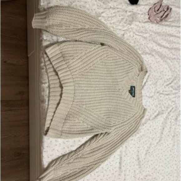 American Eagle Oversized Knit Sweatshirt - Picture 3 of 3